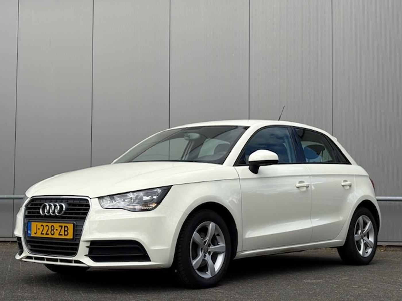 Audi A1 Sportback 1.2 TFSI - VERKOCHT! - nieuwe ketting! - 2013 - voorkant