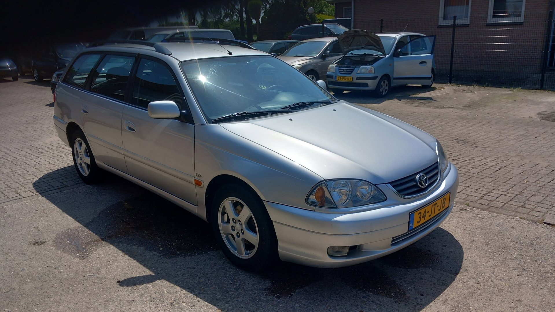 Foto van Toyota Toyota Avensis