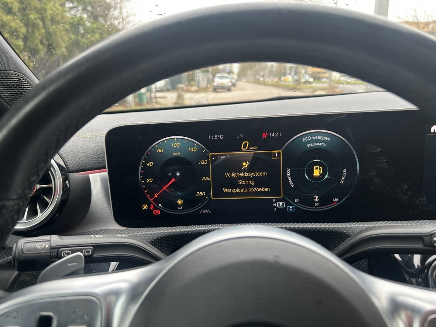 Foto van Mercedes-Benz A 220