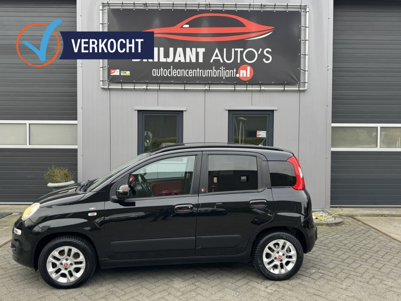 Fiat Panda 0.9 TwinAir Lounge Airco Lm velgen 2012 - voorkant