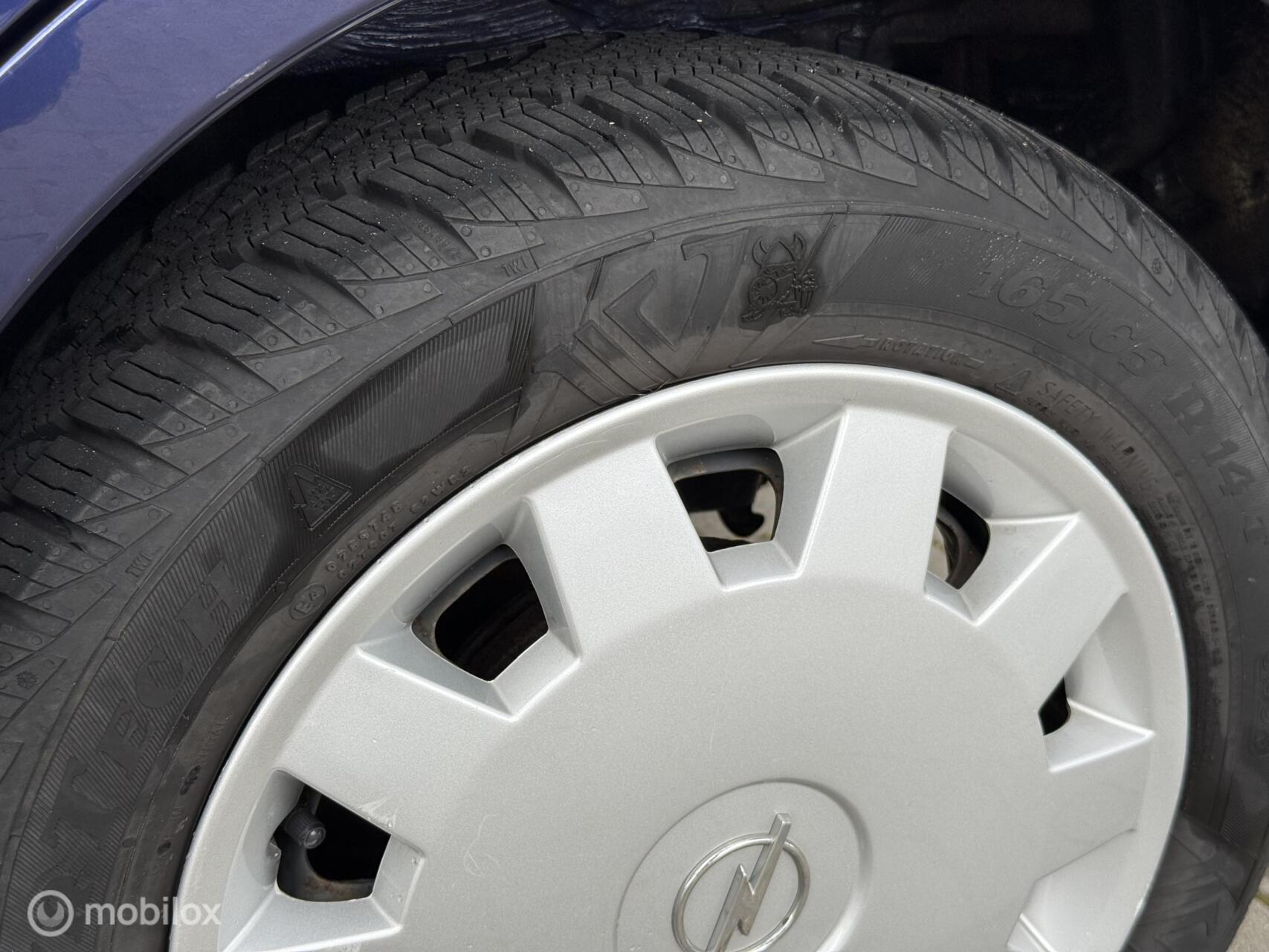 Foto van Opel Agila