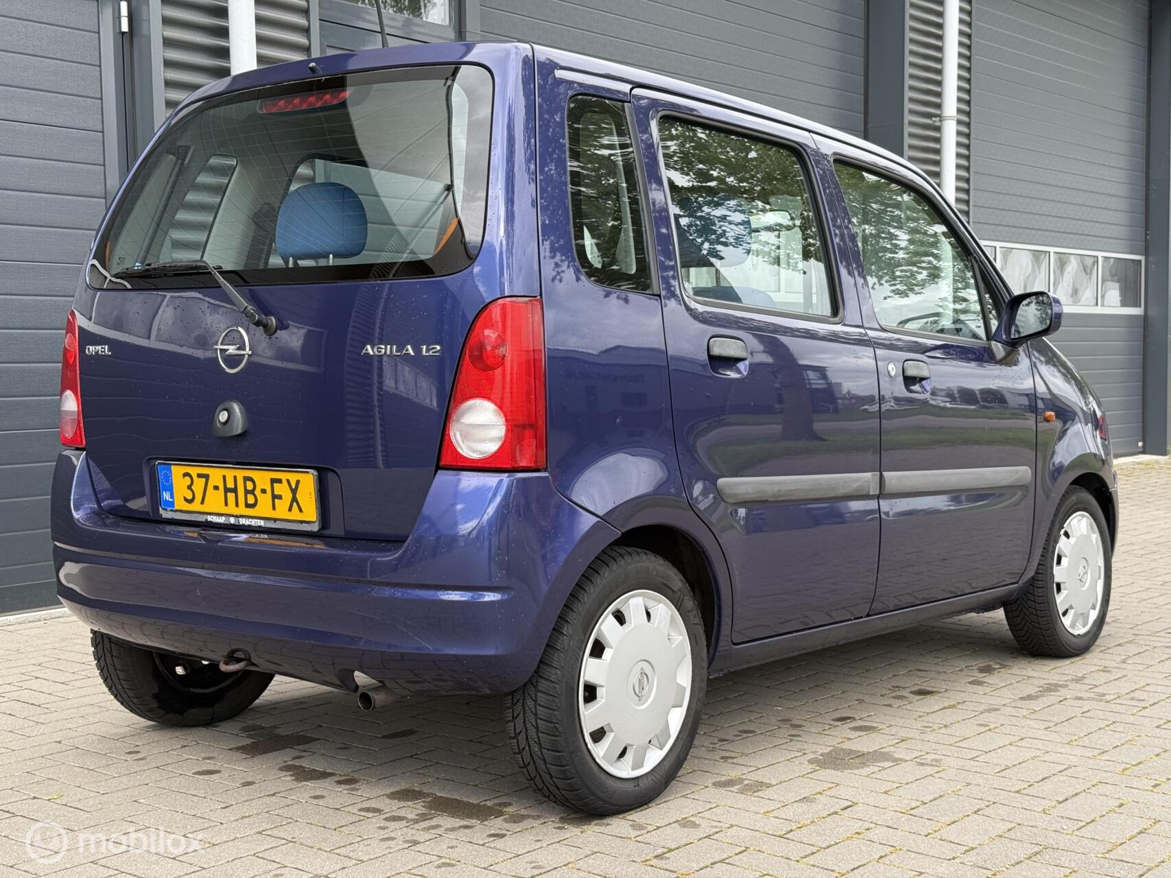 Foto van Opel Agila