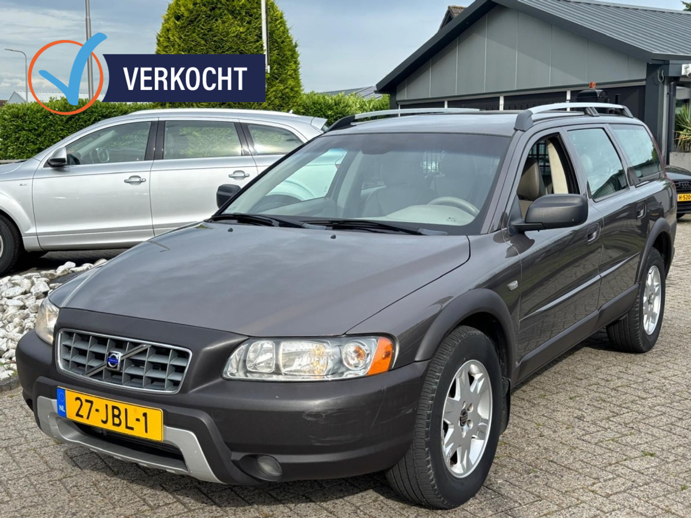 Volvo Xc70 2.4 D5 AWD 2005 Handgeschakeld Trekhaak Youngtimer V70 2005 - voorkant