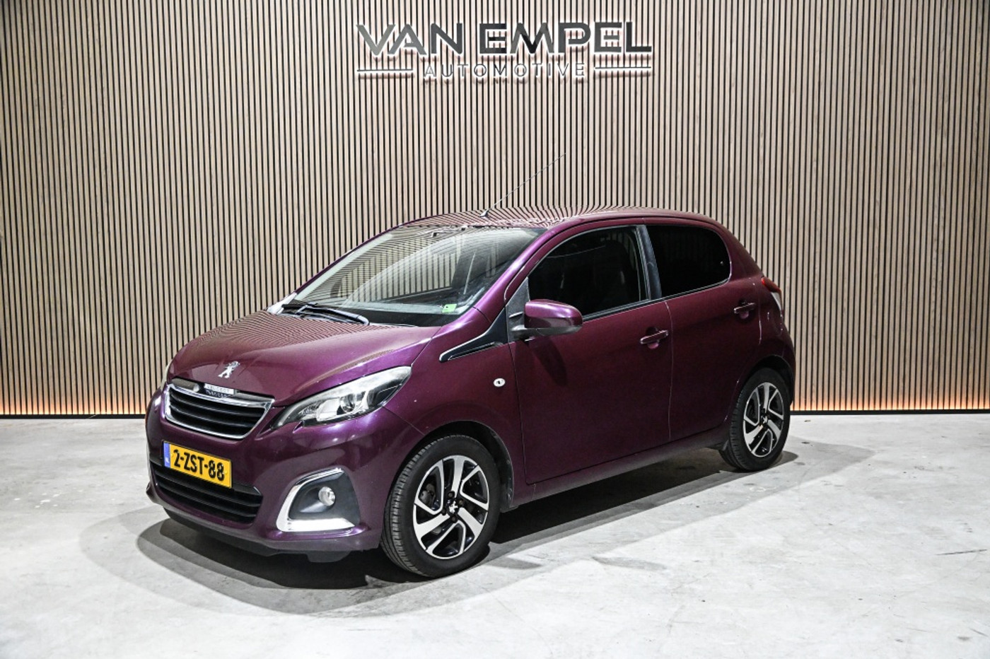Peugeot Peugeot 108 1.0 e-VTi Allure 2015 - voorkant
