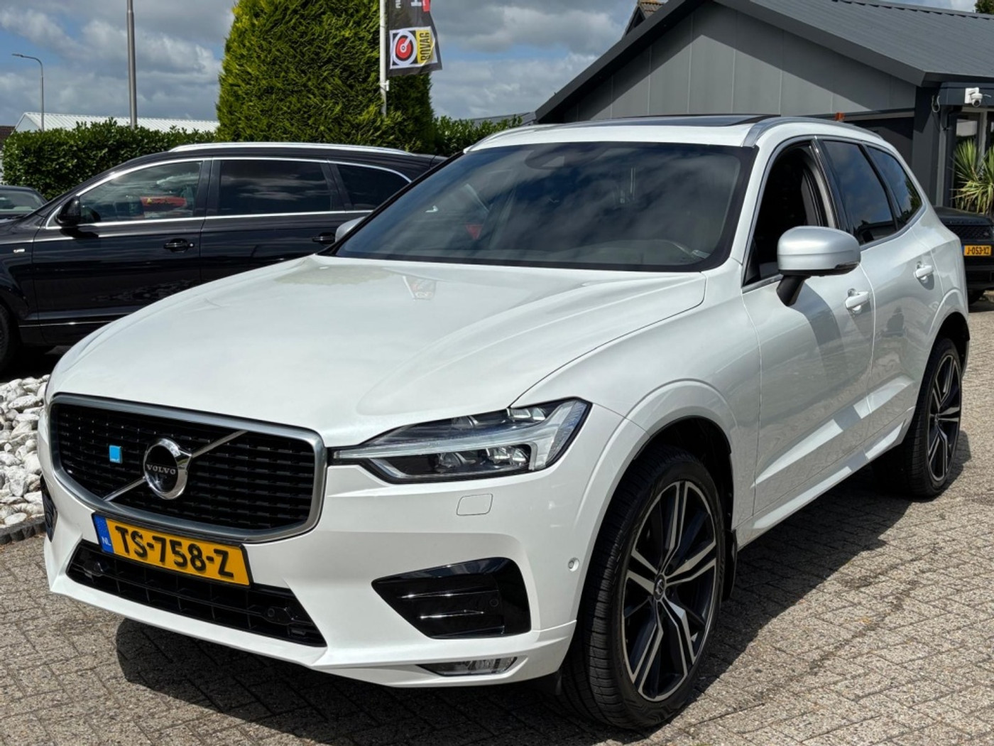 Volvo Xc60 2.0 D4 AWD R-Design 2018 Dealer Onderhouden 2018 - voorkant