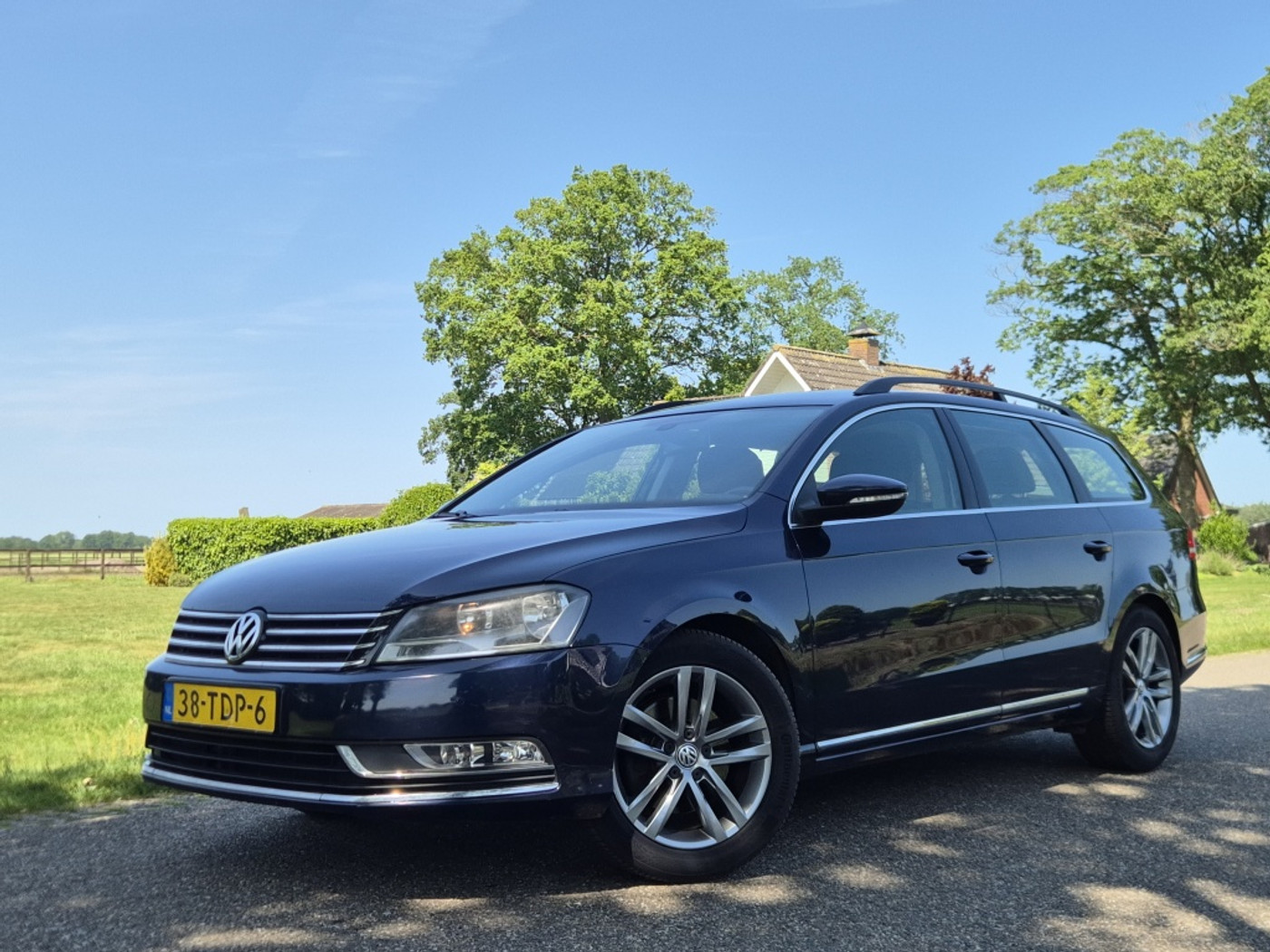 Volkswagen Passat 1.4 TSI Comfl. BlM 2012 - voorkant