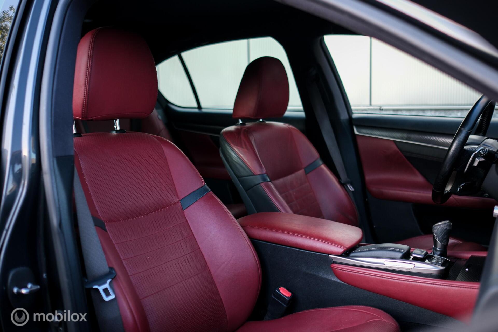 Foto van Lexus Lexus Gs450h