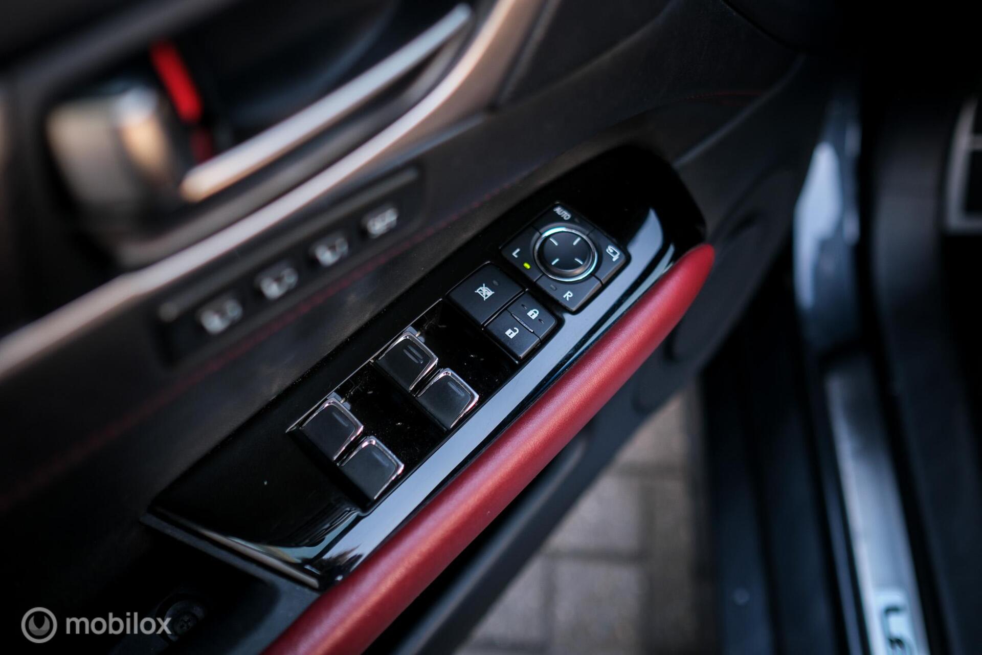 Foto van Lexus Lexus Gs450h