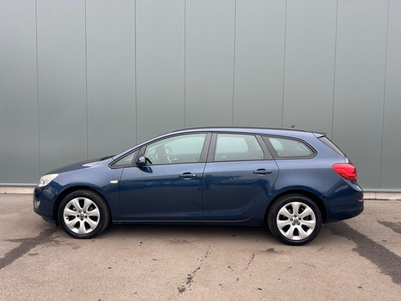 Foto van Opel Astra Sports Tourer
