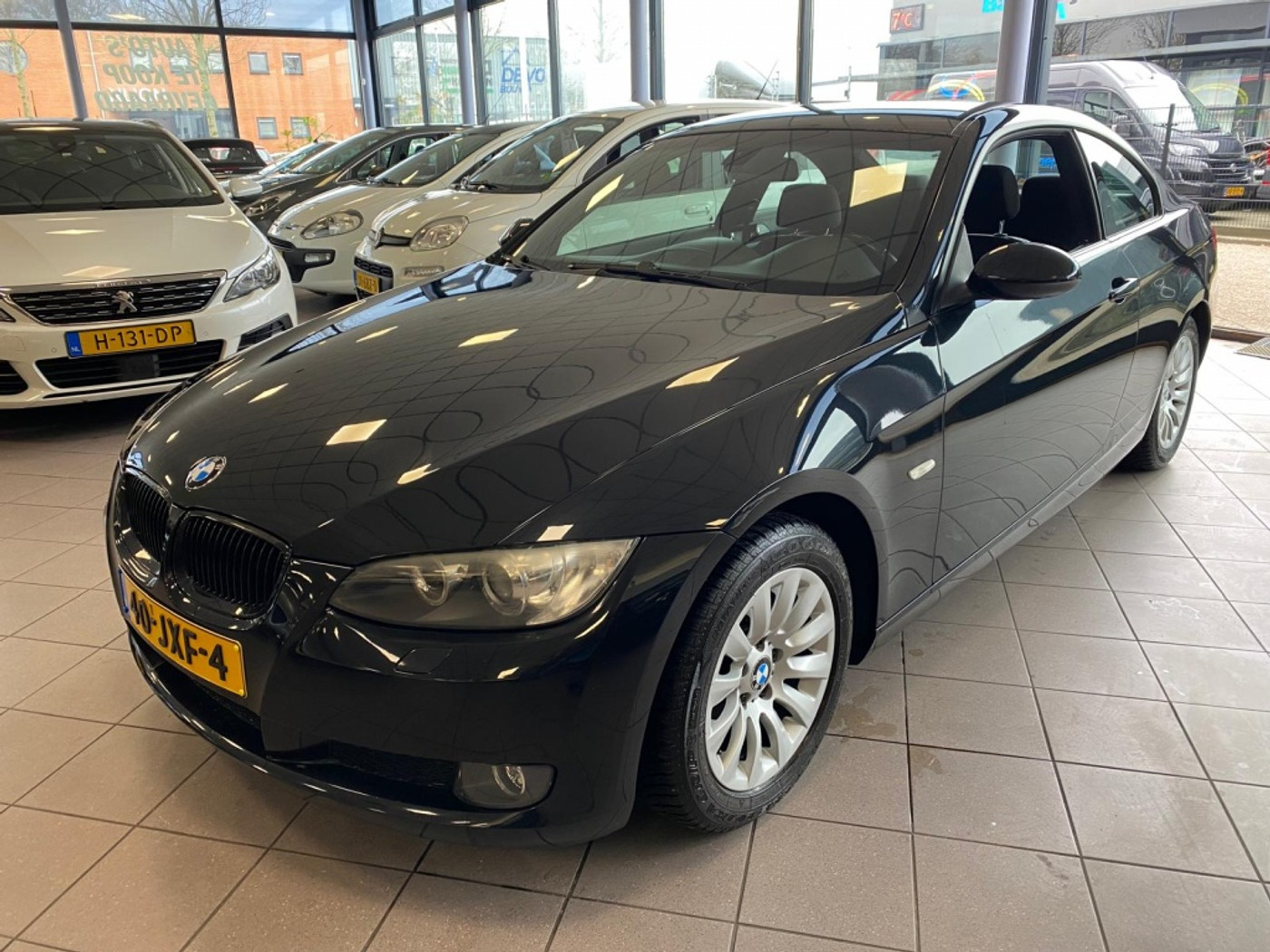 BMW 3er Reihe 320i Corp.Lease Exec NW APK BJ 2009 !!! 2009 - voorkant