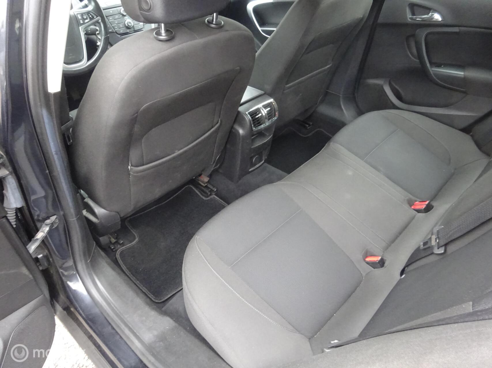 Foto van Opel Insignia Sports Tourer SW