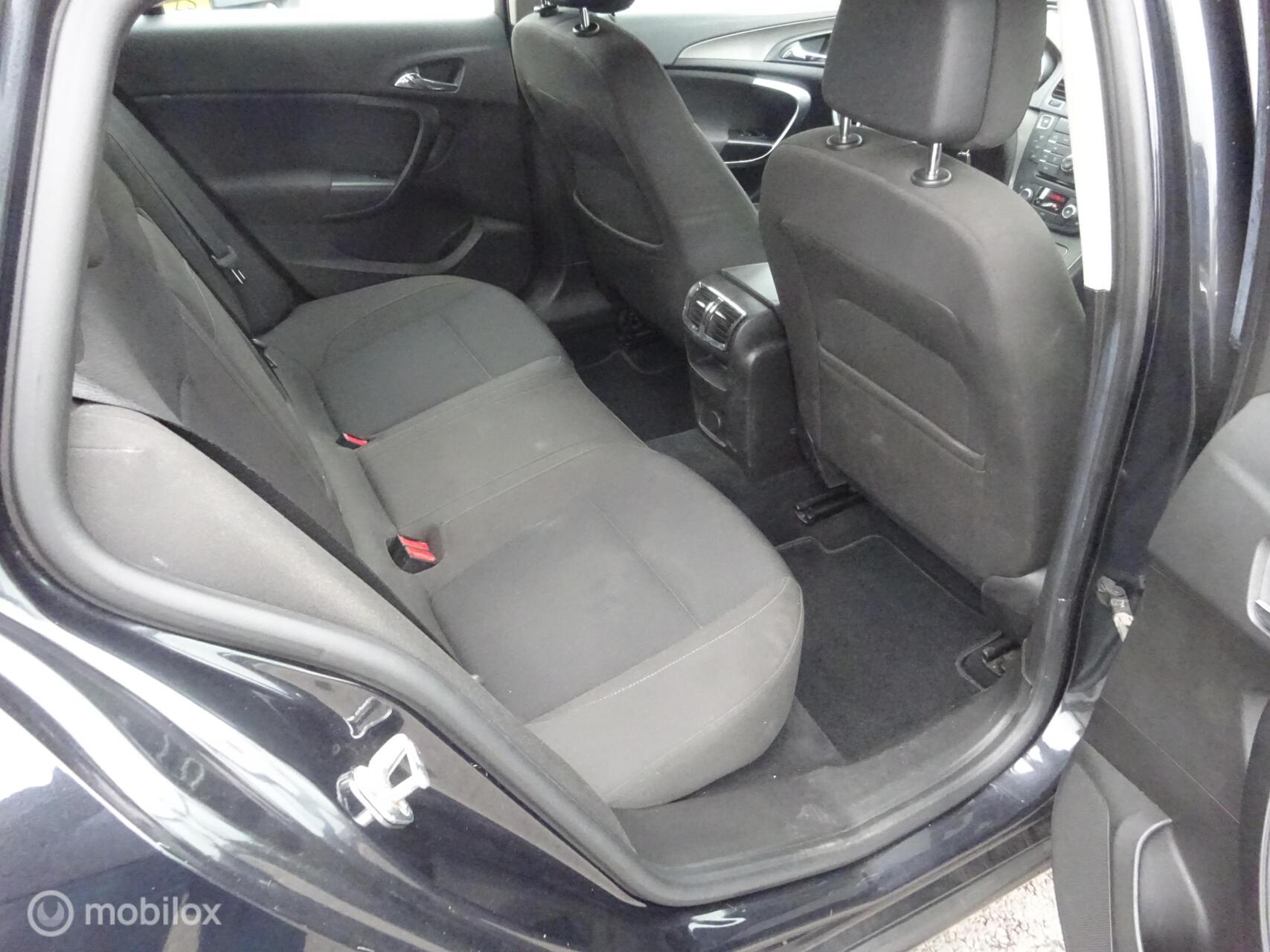 Foto van Opel Insignia Sports Tourer SW