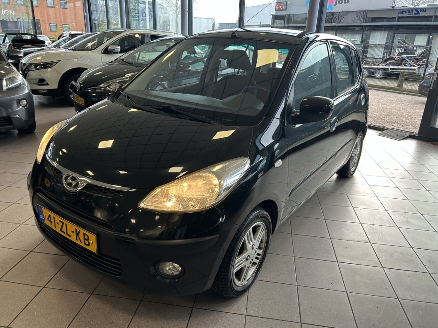 Hyundai I 10 1.1 i-Catcher Airco APK 2027 BJ 2008 !! 2008 - voorkant