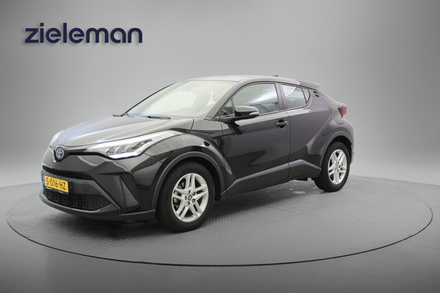 Foto van Toyota Toyota C-hr