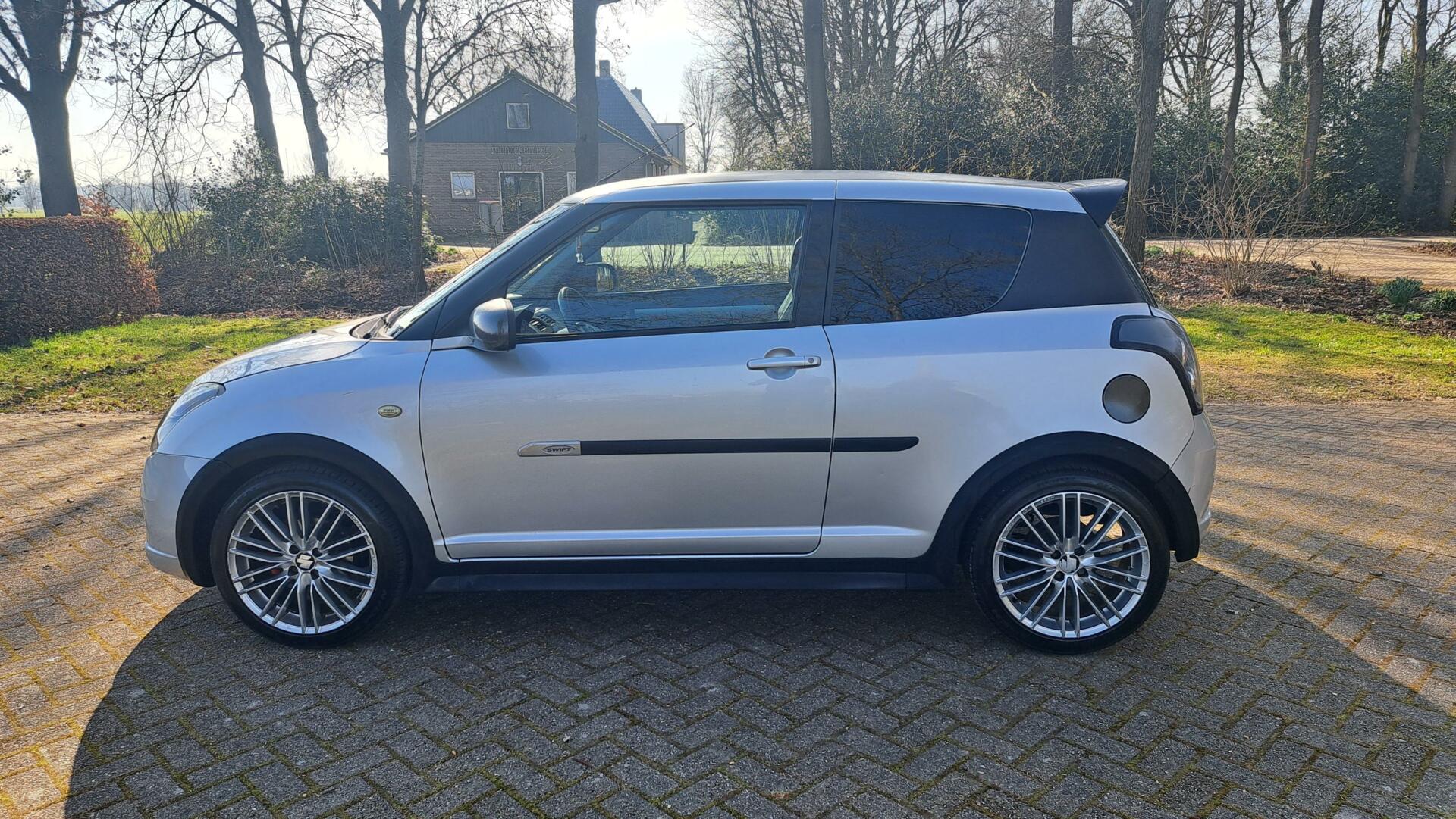 Foto van Suzuki Swift