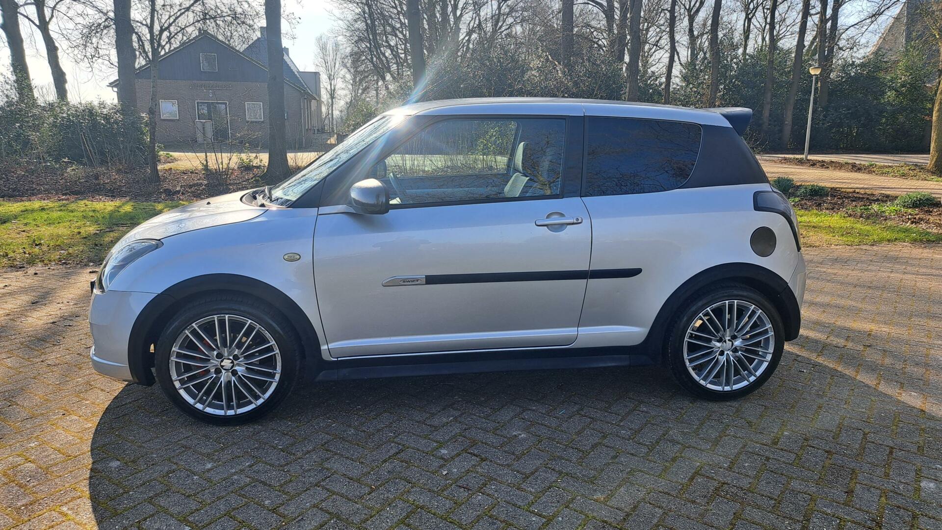 Foto van Suzuki Swift