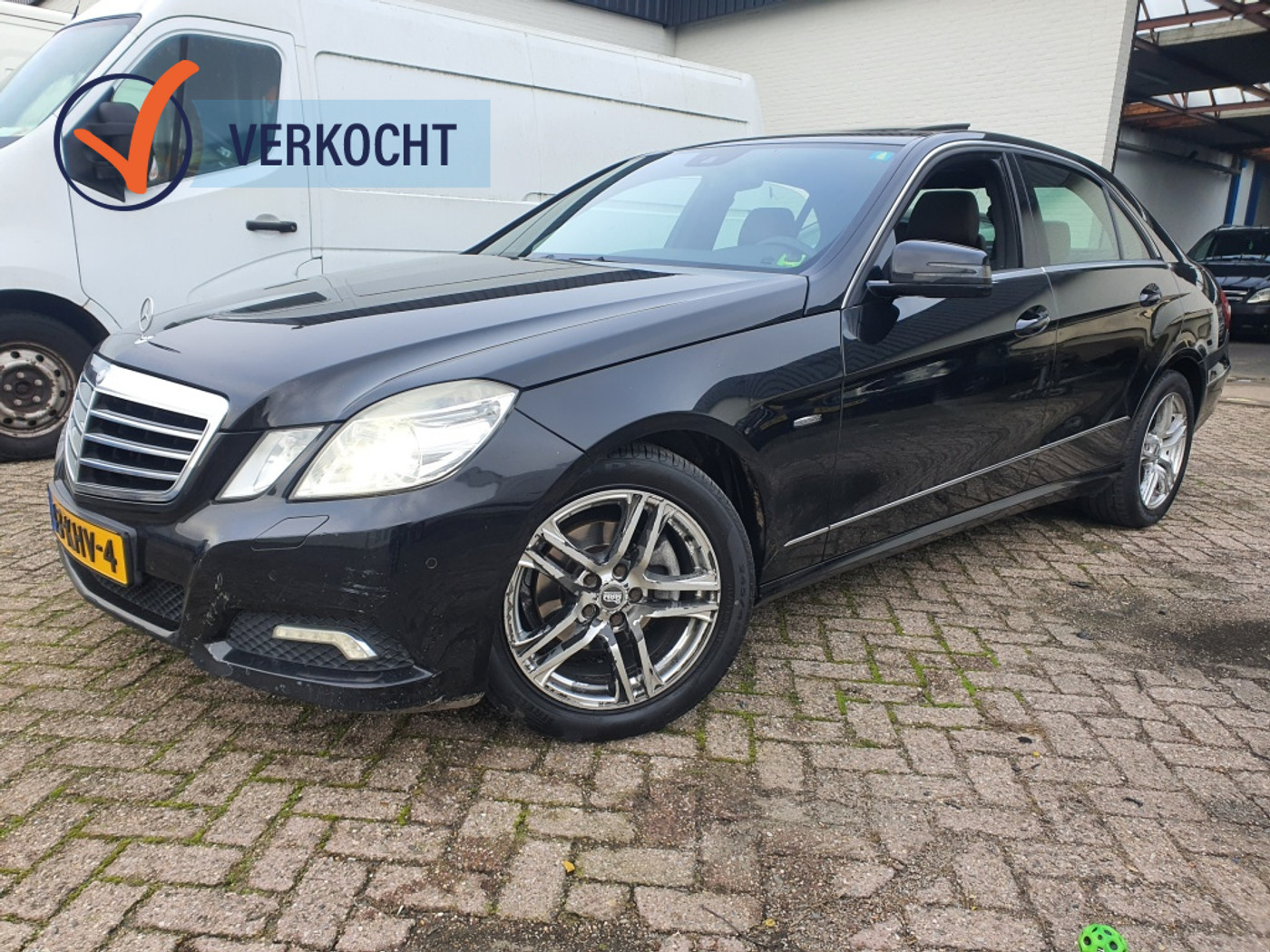 Mercedes-Benz E 220 CDI 220 CDI Avantgarde AUTOMAAT|FULL OPTIONS|2009 2009 - voorkant