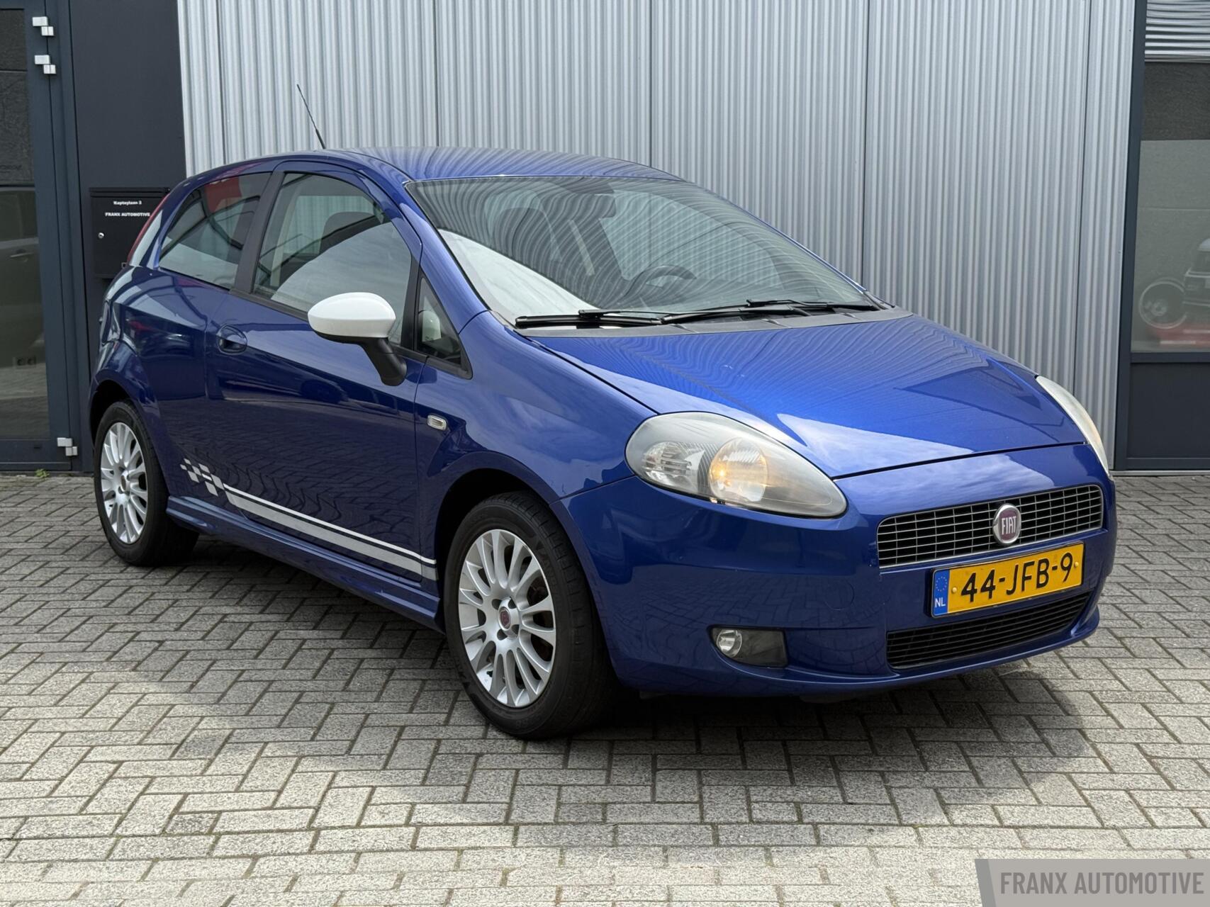 Fiat Fiat Punto 1.4 Active 2009 - voorkant