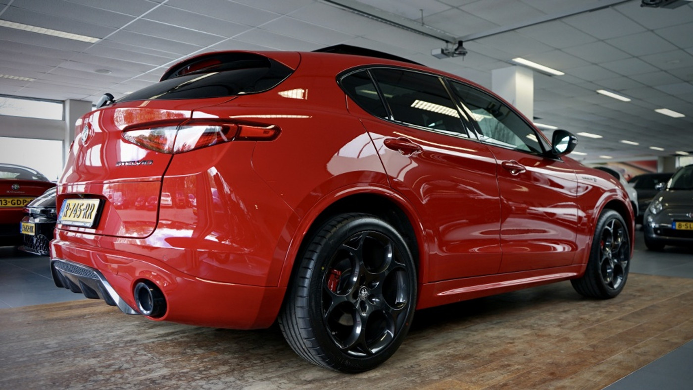 Foto van Alfa Romeo Stelvio Quadrifoglio