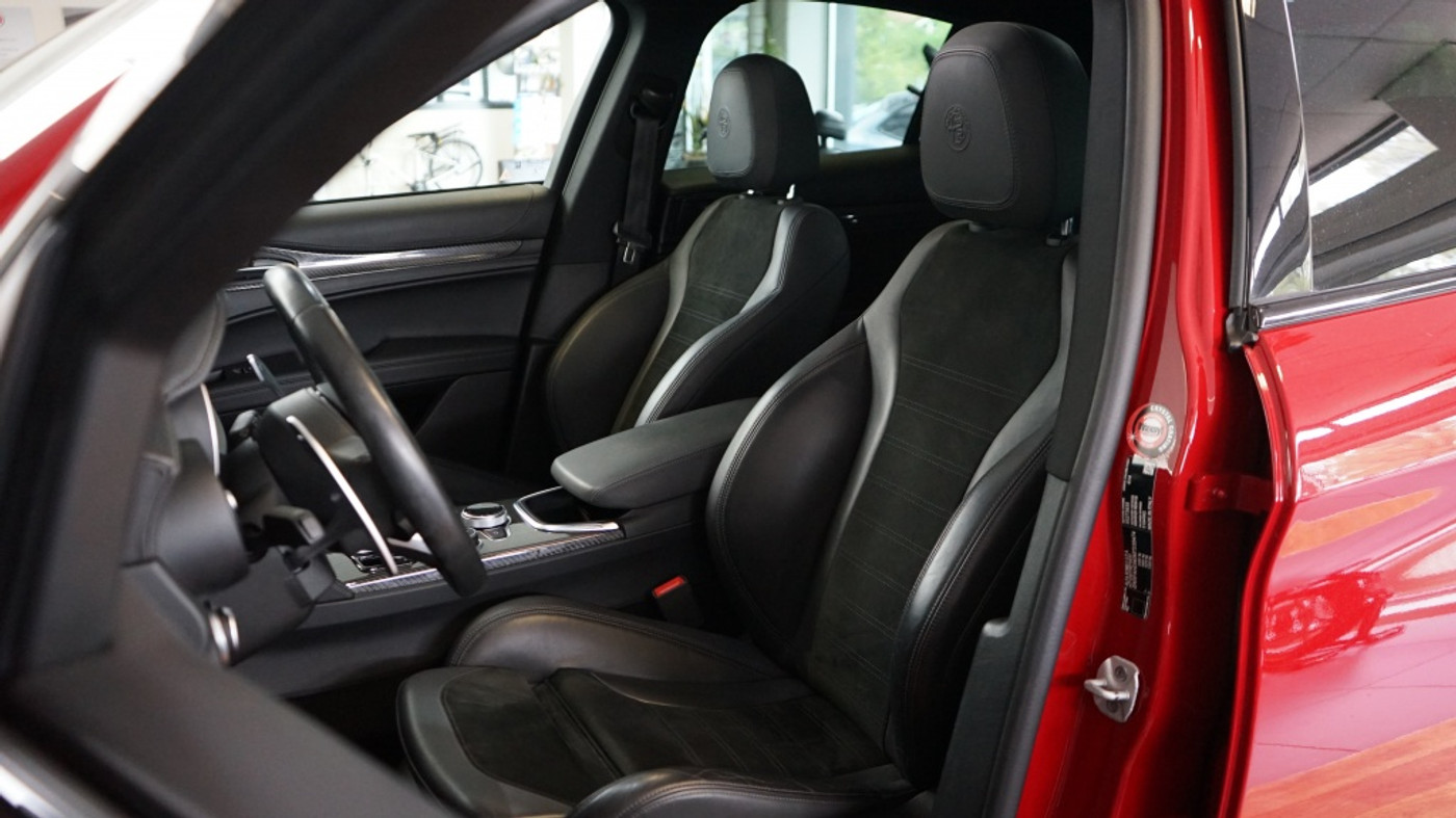Foto van Alfa Romeo Stelvio Quadrifoglio