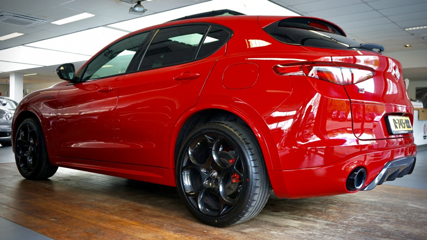 Foto van Alfa Romeo Stelvio Quadrifoglio