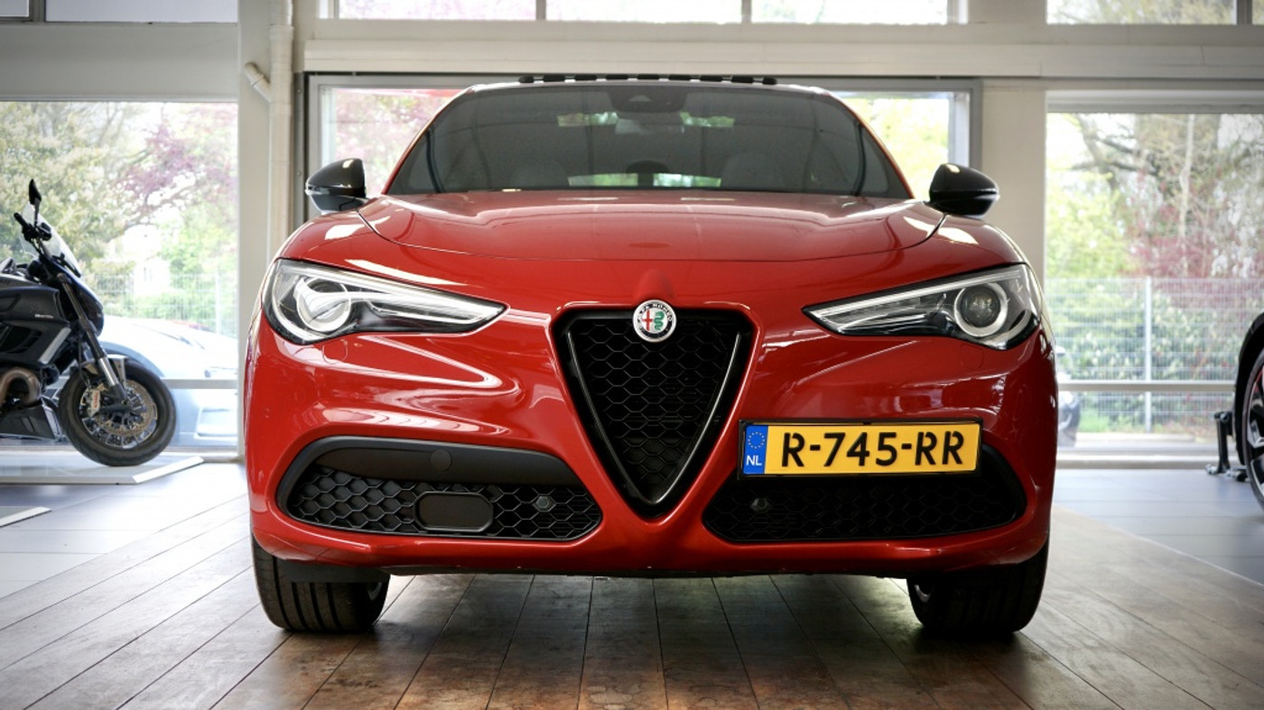 Foto van Alfa Romeo Stelvio Quadrifoglio
