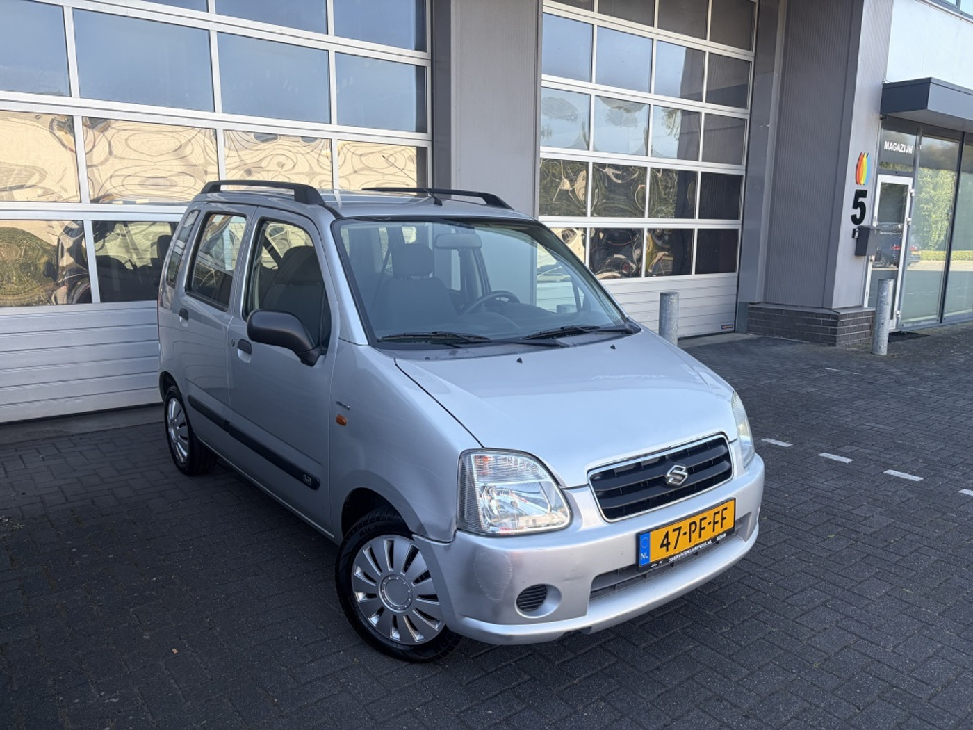 Suzuki Wagon R 1.3 GLX AUTOMAAT / WERKENDE AIRCO! 2004 - voorkant