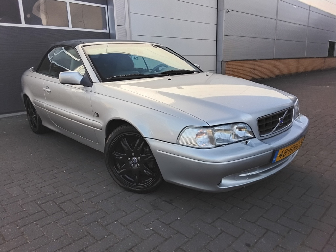 Volvo C70 2.4 T Luxury / Werkend dak ! / 2004 - voorkant