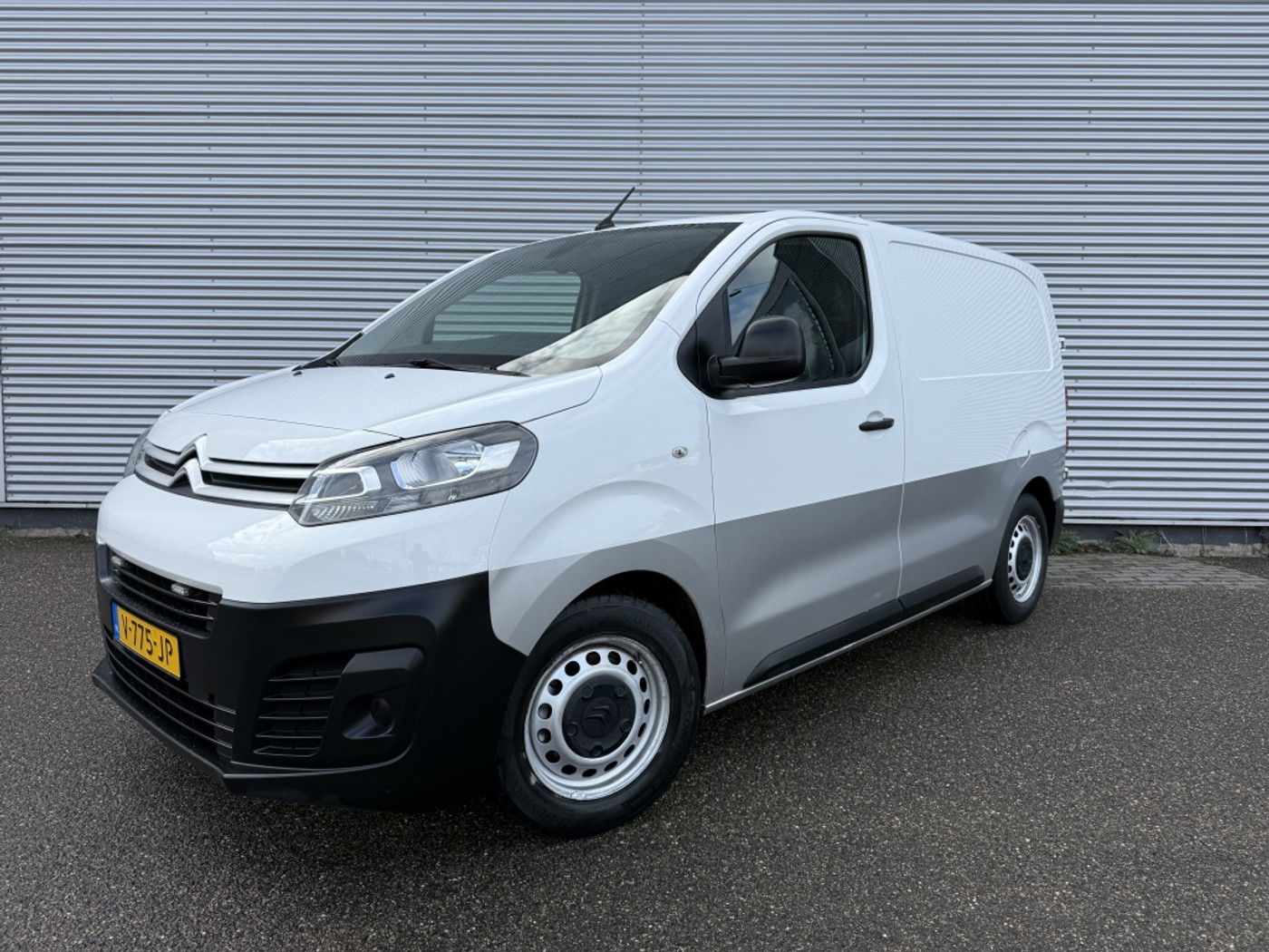 Citroen Jumpy 1.6 BlueHDI 95 Club XS S&S 2017 - voorkant