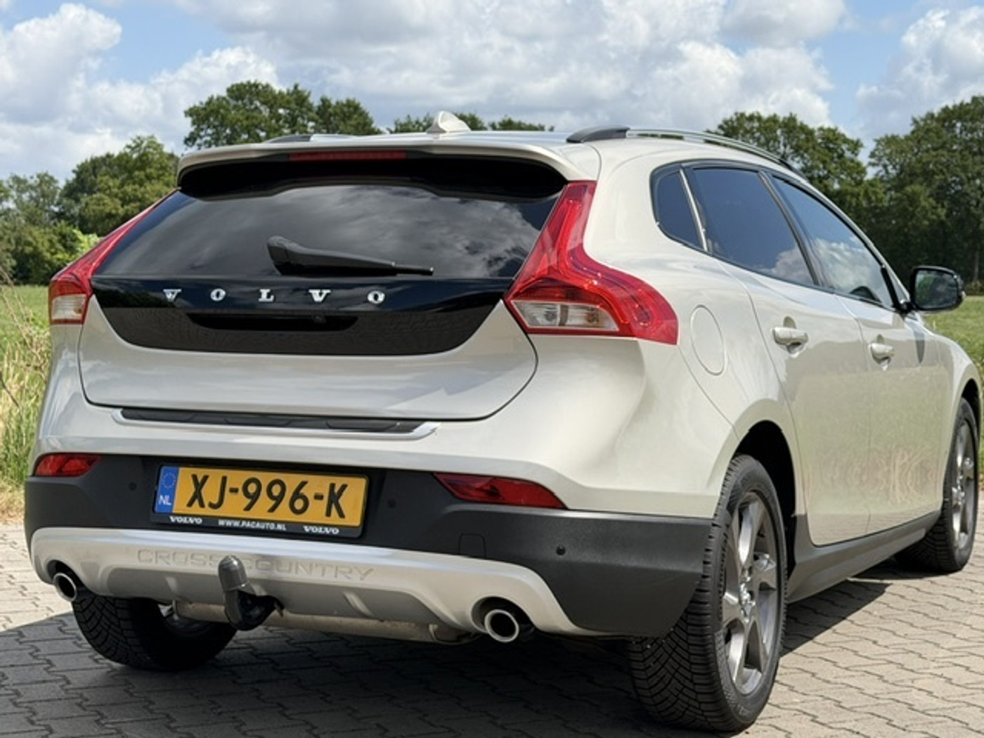 Foto van Volvo V40 Cross Country