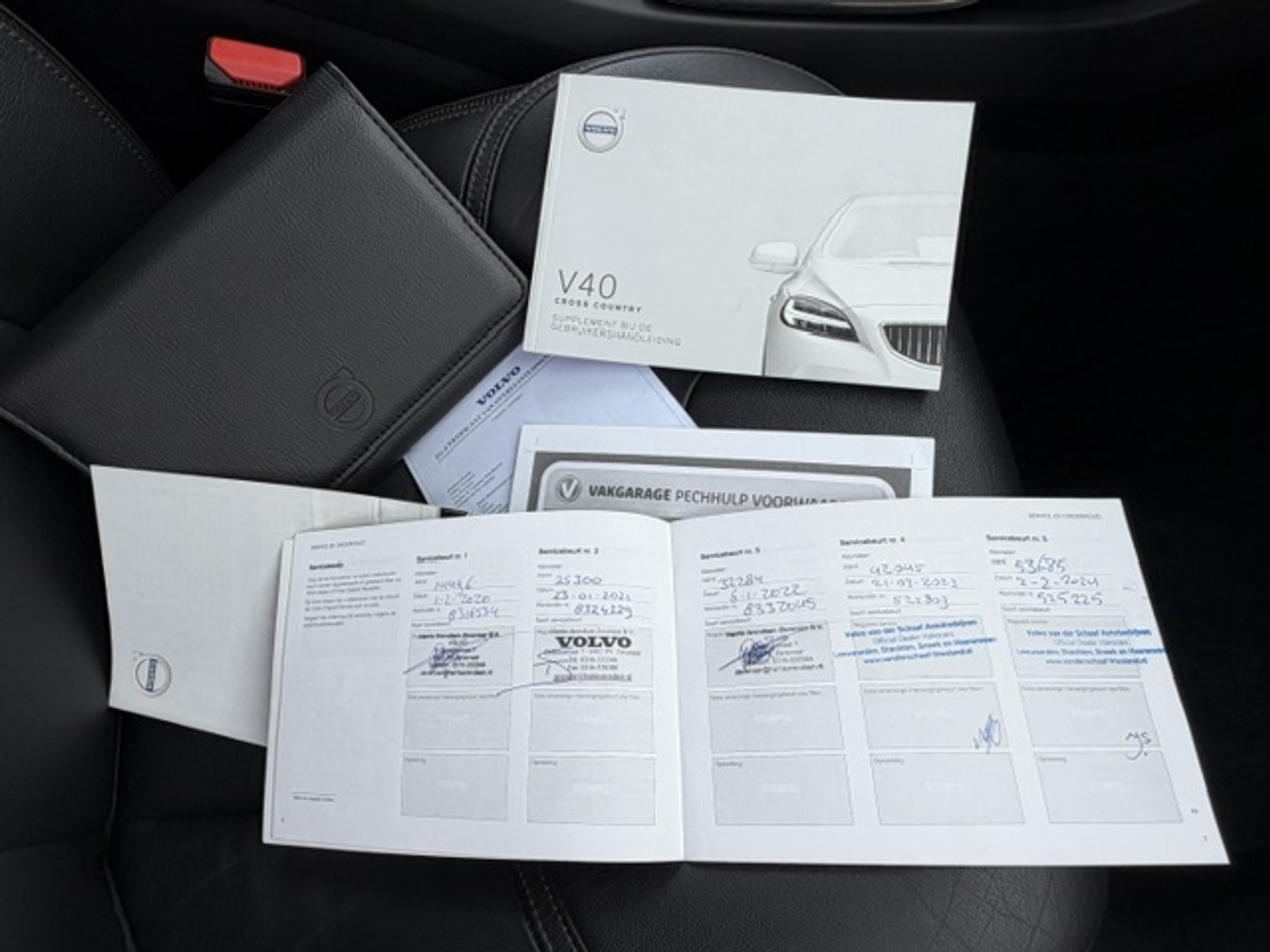 Foto van Volvo V40 Cross Country