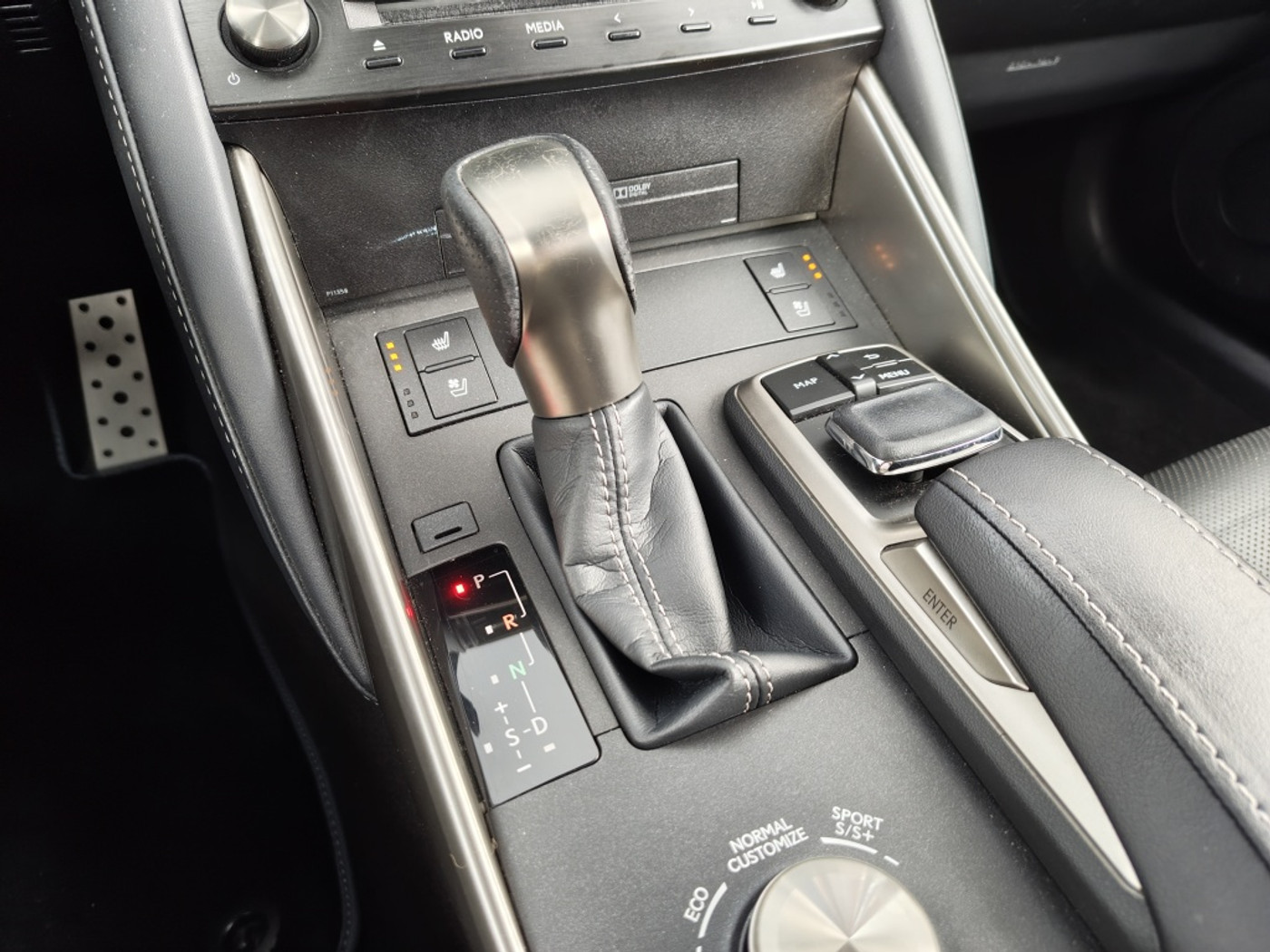 Foto van Lexus Is