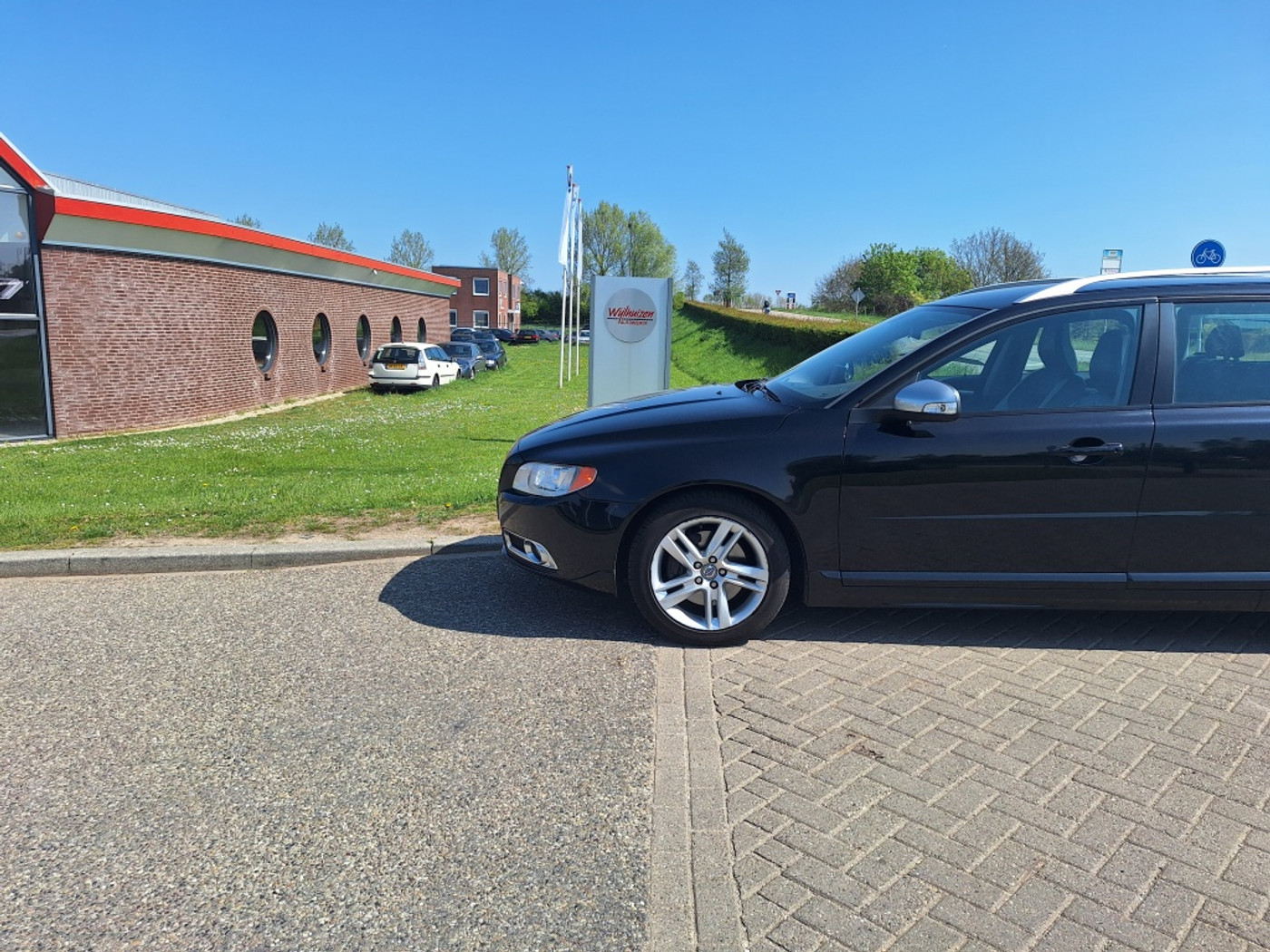Volvo V70 2.0T R-Edition 2010 - voorkant