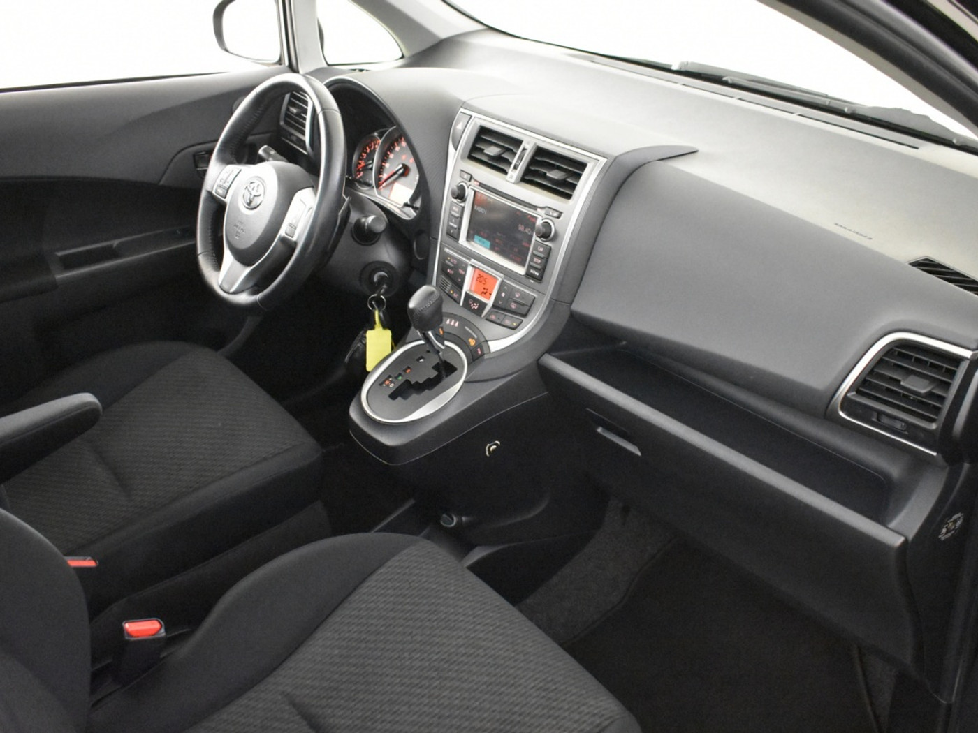 Foto van Toyota Toyota Verso-s