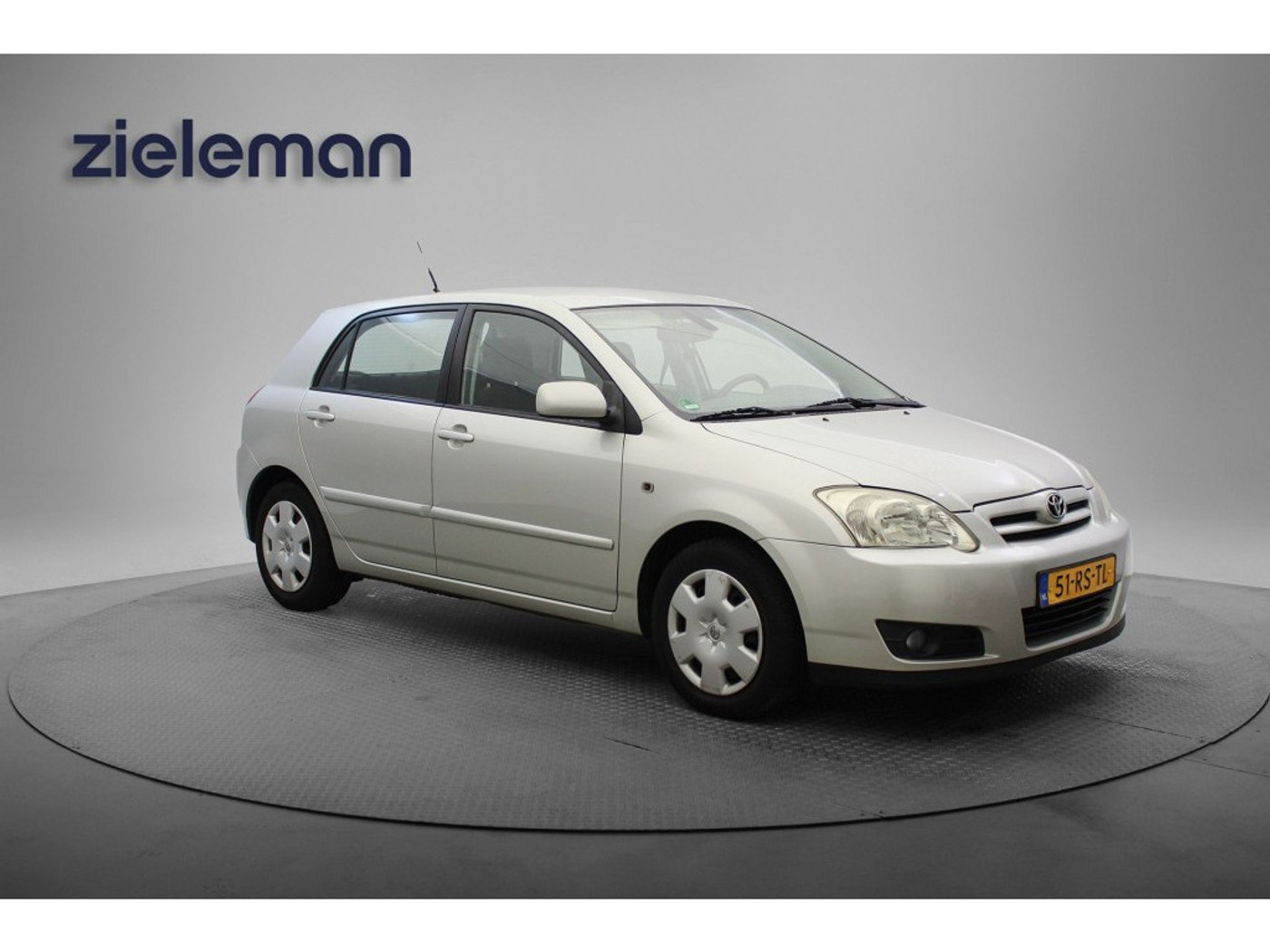 Toyota Corolla 1.4 VVT-i Linea Sol 2005 - voorkant