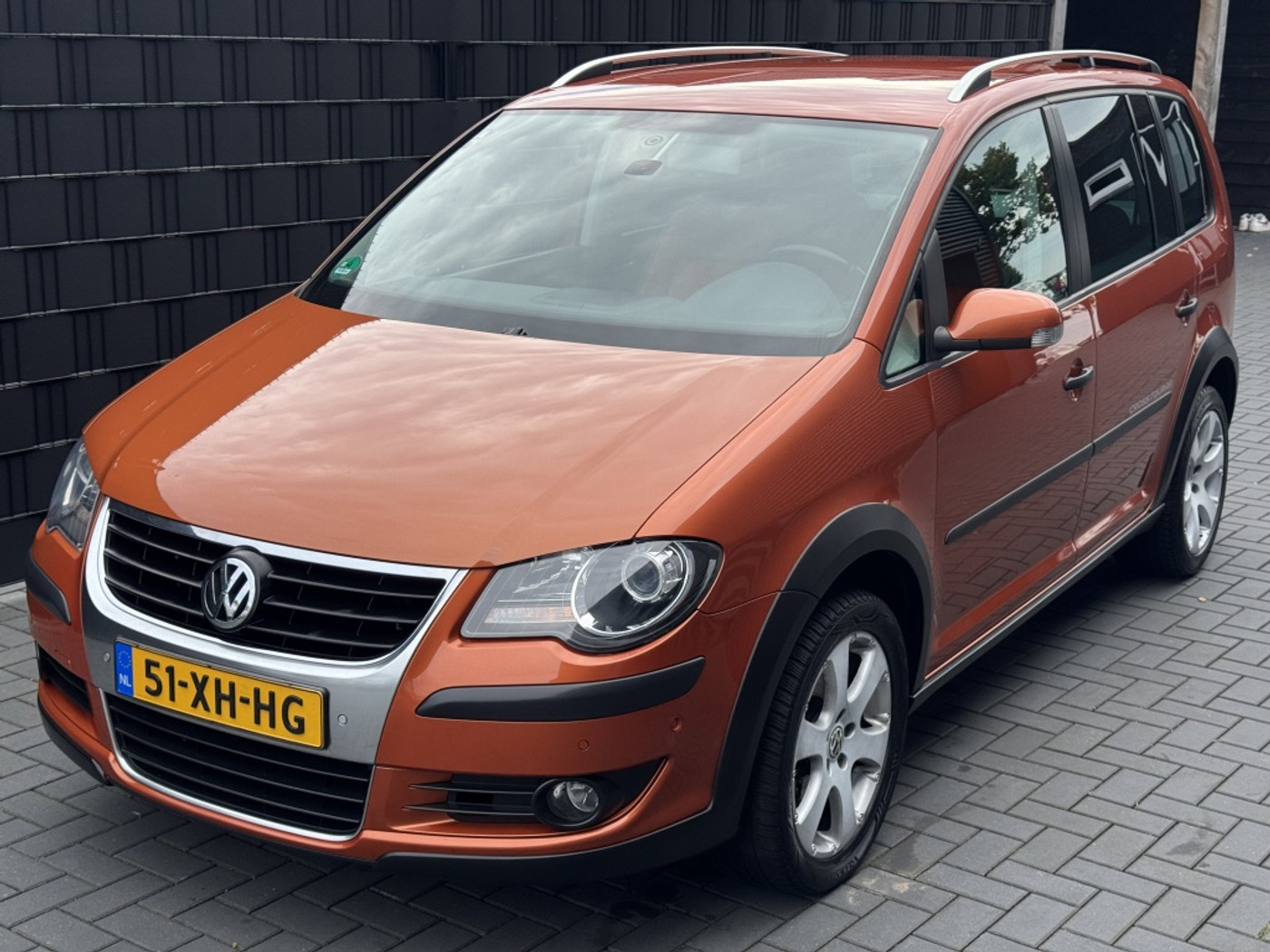 Volkswagen Touran 1.4 TSI Cross 2007 - voorkant