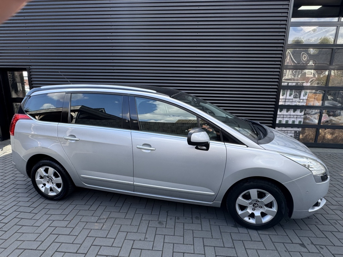 Foto van Peugeot 5008