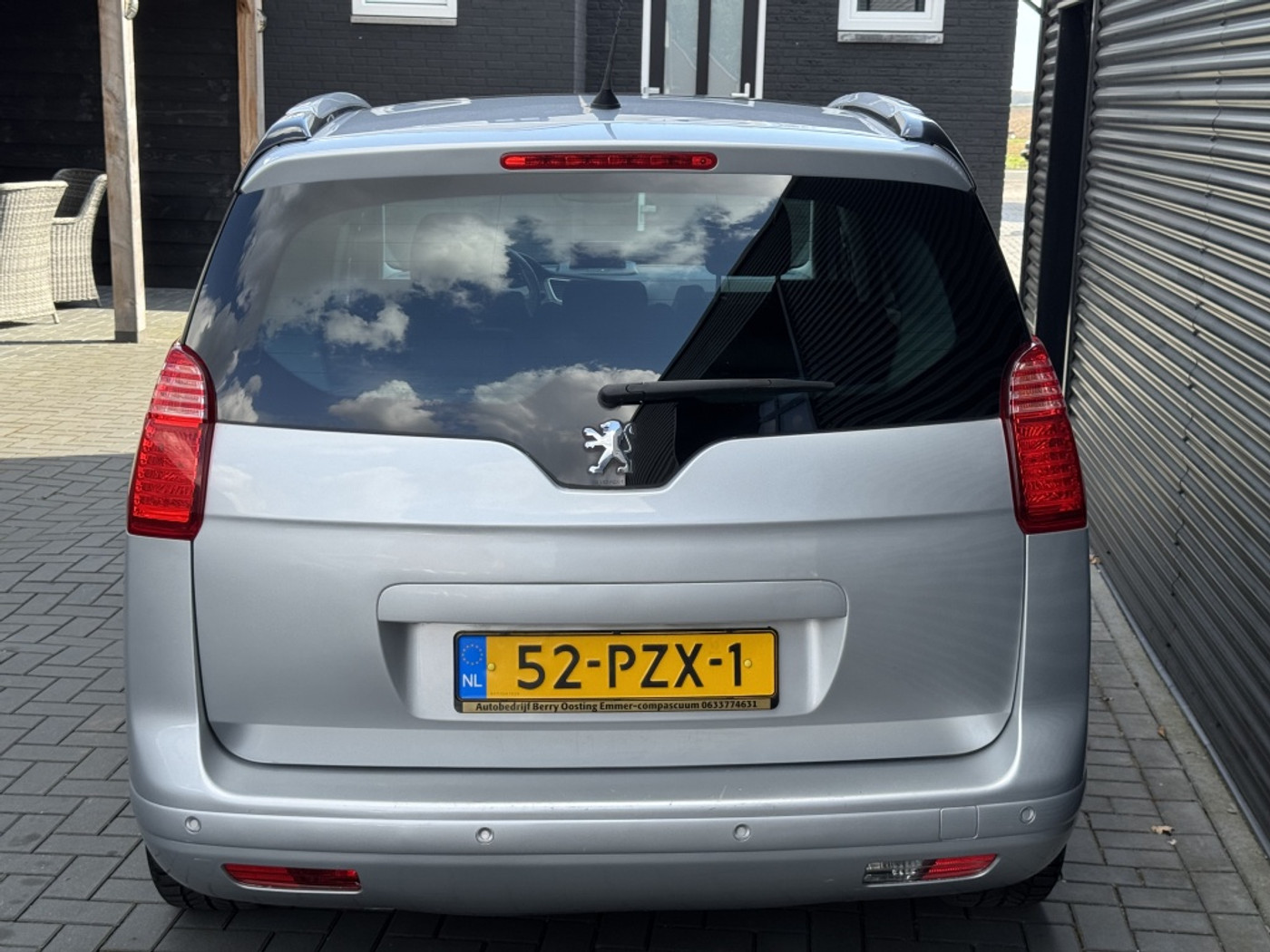 Foto van Peugeot 5008