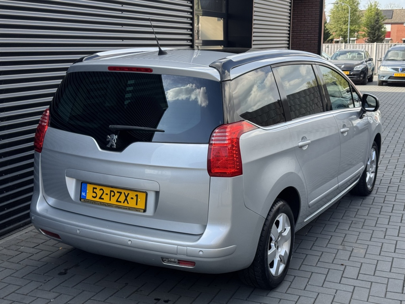 Foto van Peugeot 5008