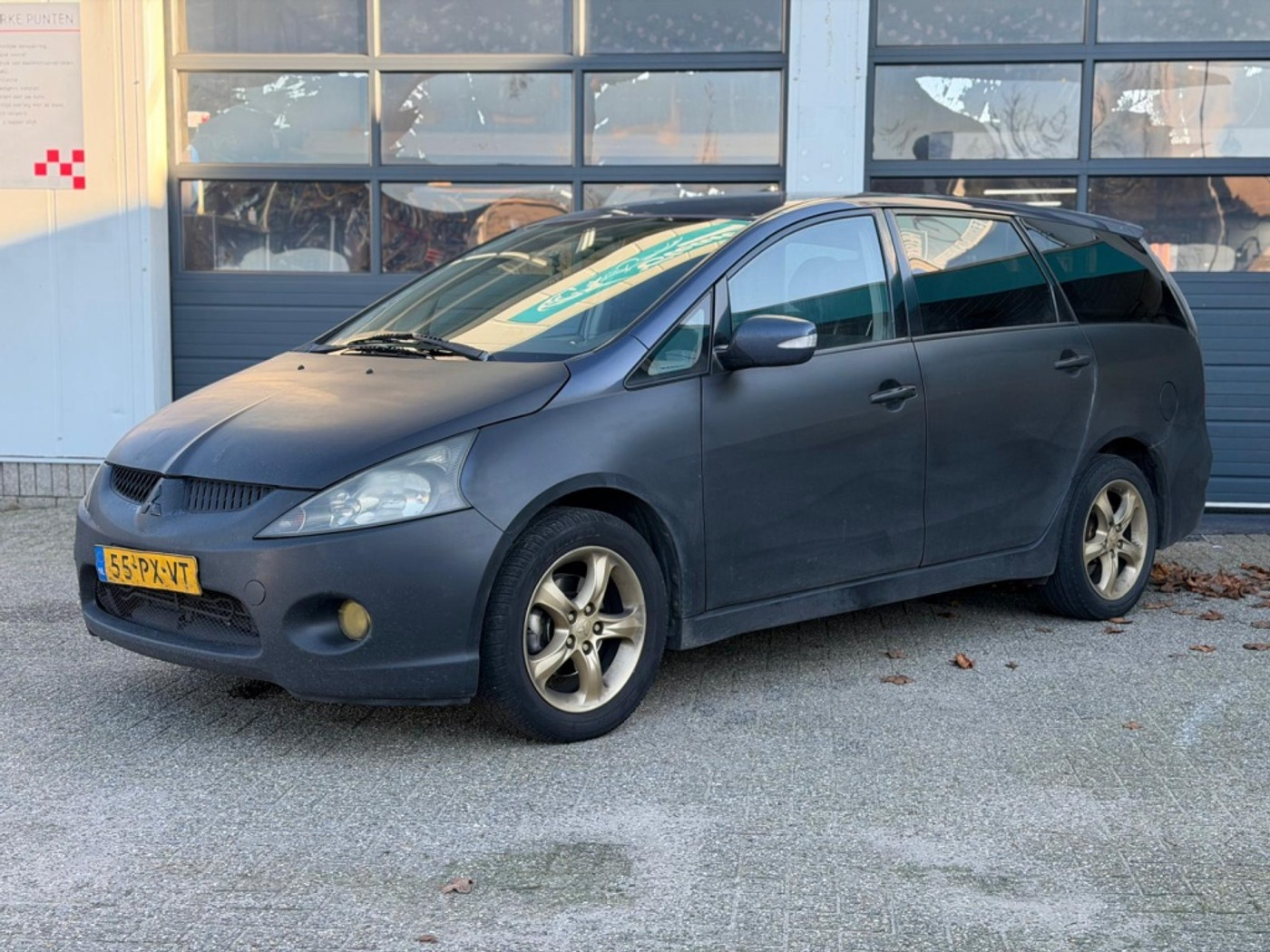 Foto van Mitsubishi Mitsubishi Grandis