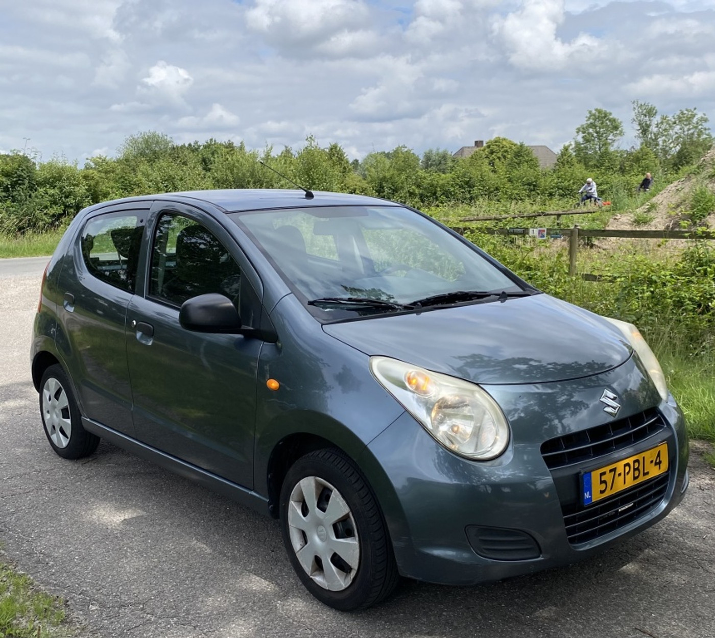 Suzuki Alto 1.0 Spirit 2011 - voorkant