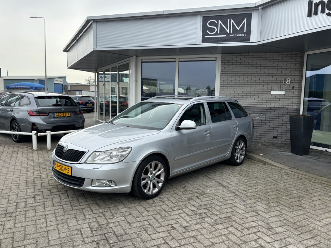 Skoda Octavia 1.2 TSI Elegance Bns 2011 - voorkant
