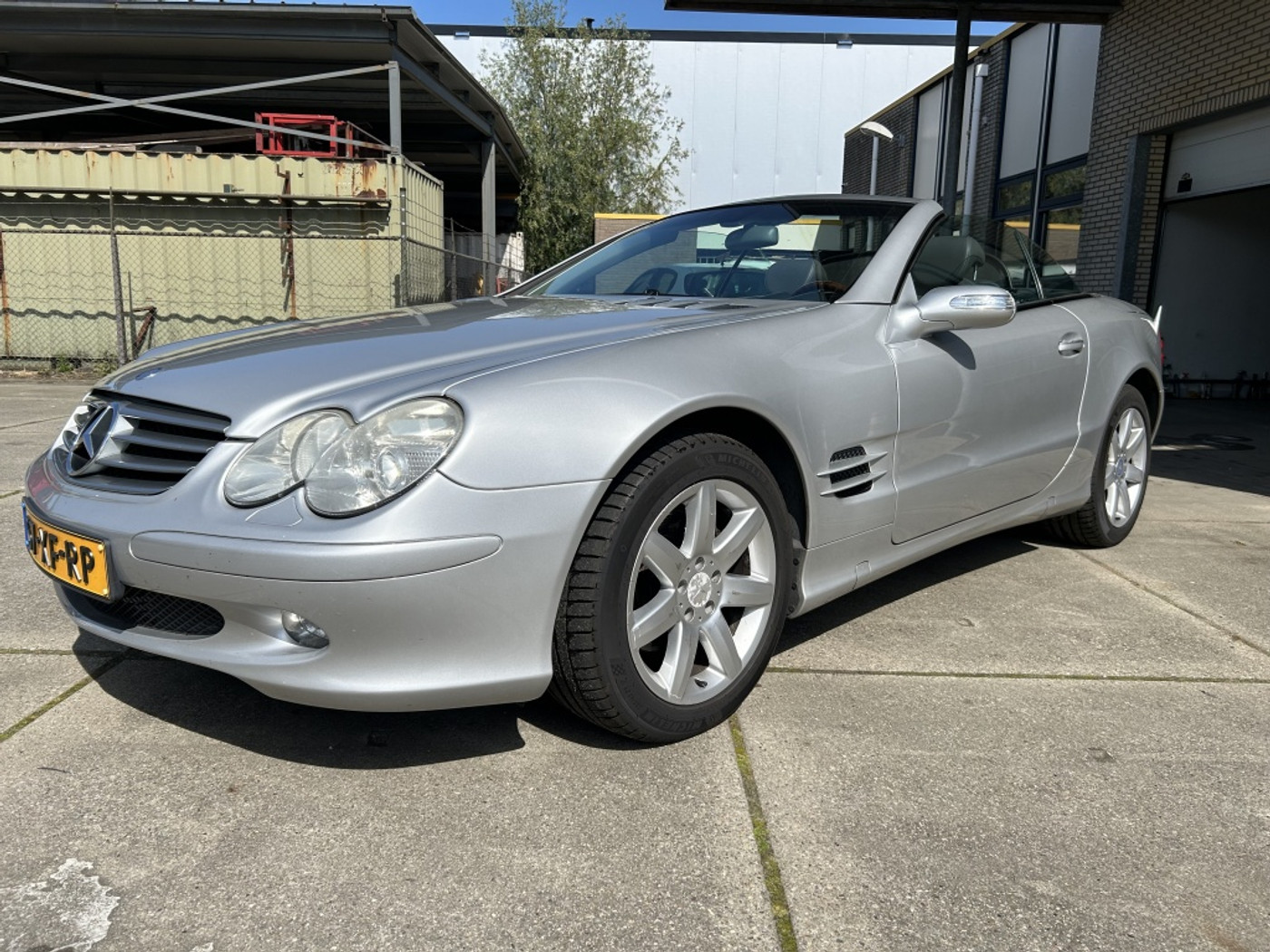 Mercedes-Benz Sl-klasse 350 2005 - voorkant