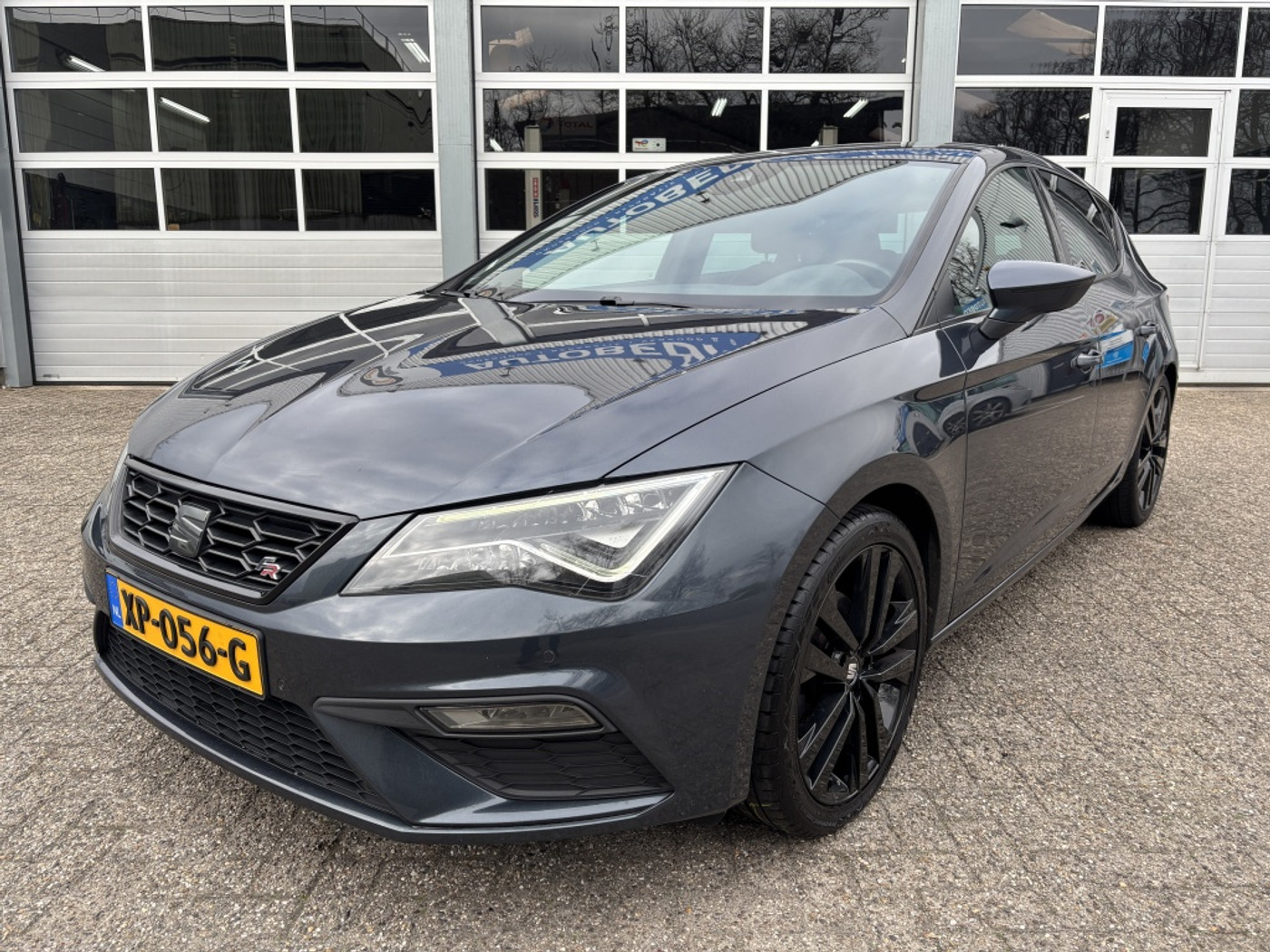 Seat Leon 1.5 TSI FR Business Intense 2019 - voorkant