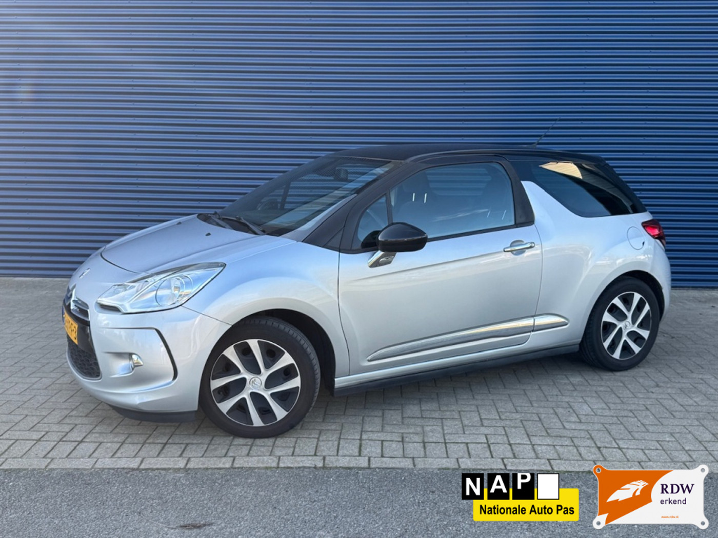 Citroen Ds3 1.6 e-HDi So Chic / NAVI / Clima 2012 - voorkant
