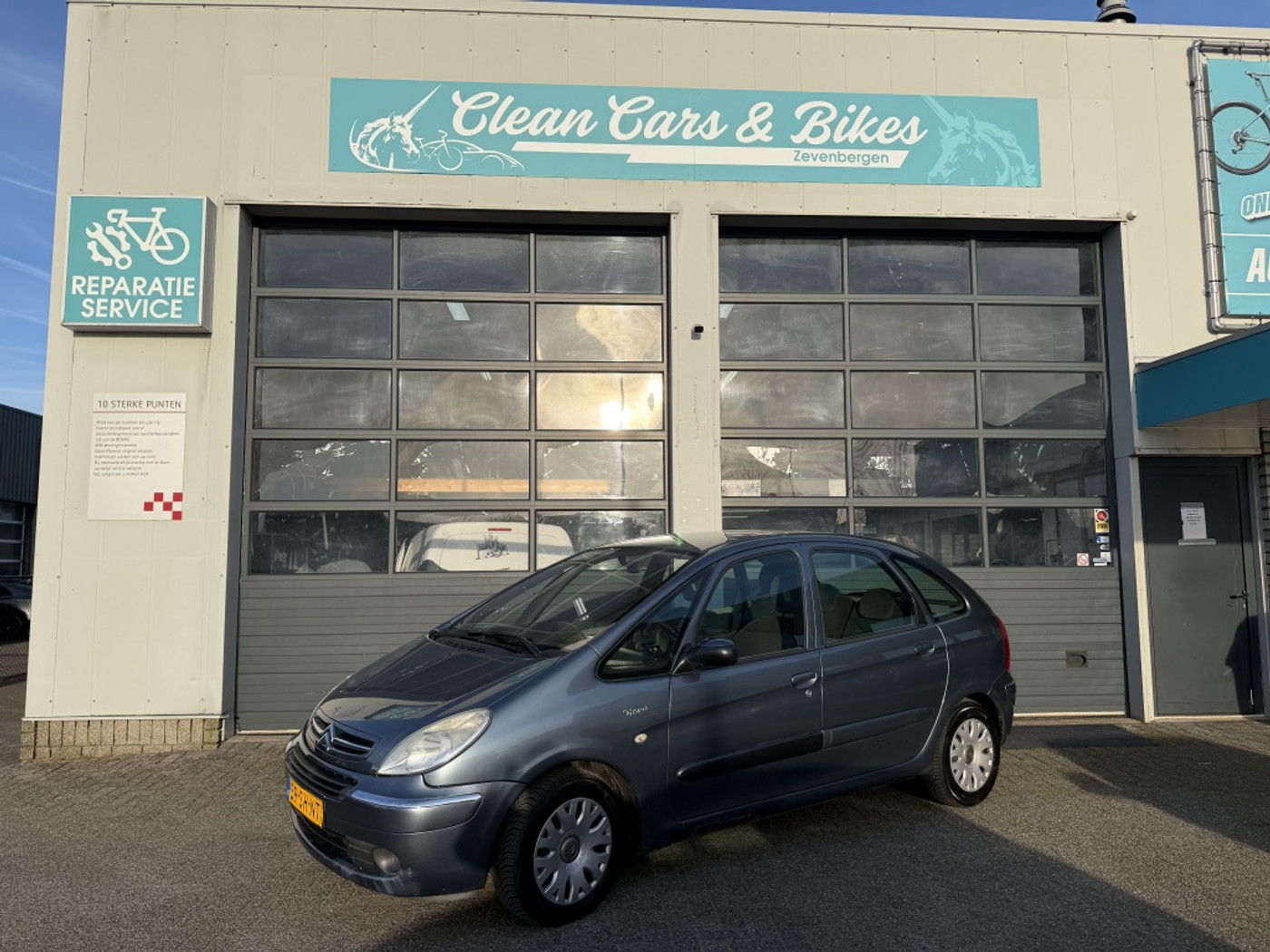 Citroen Xsara Picasso 2.0i-16V Attraction 2006 - voorkant