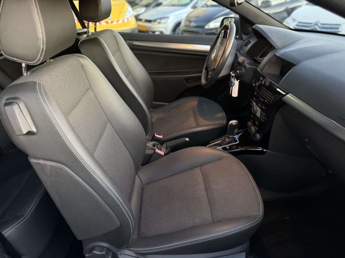 Foto van Opel Astra Twintop
