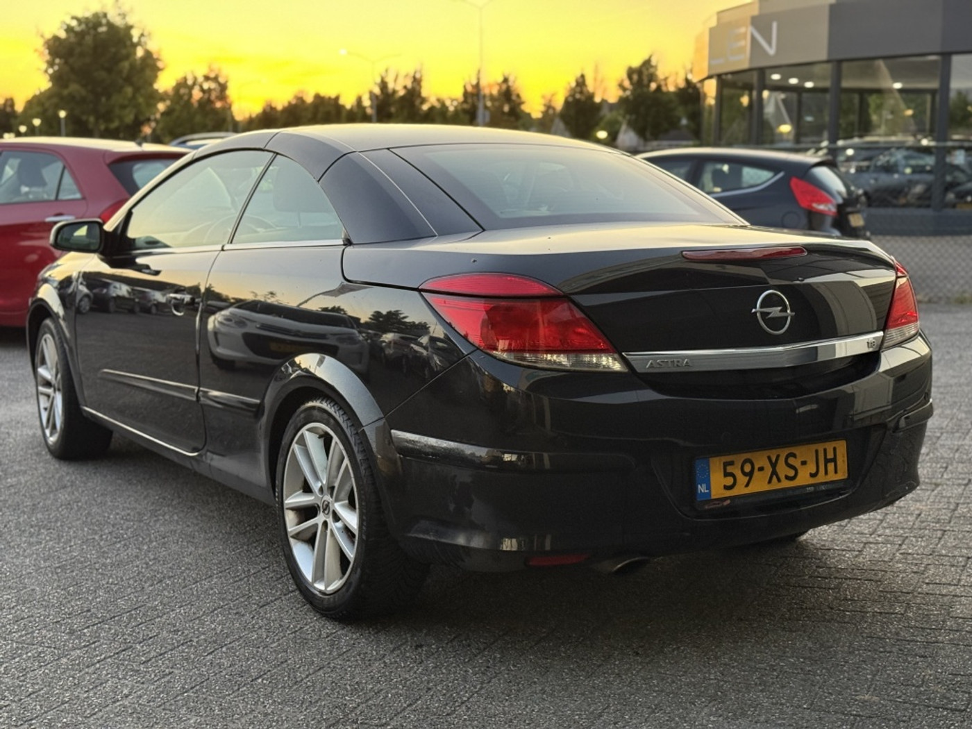 Foto van Opel Astra Twintop