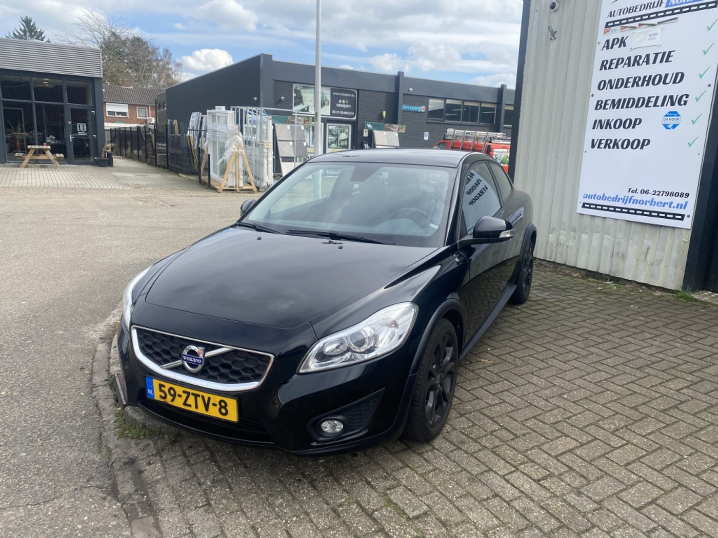 Volvo C30 1.6 D2 Business Ed. 2013 - voorkant