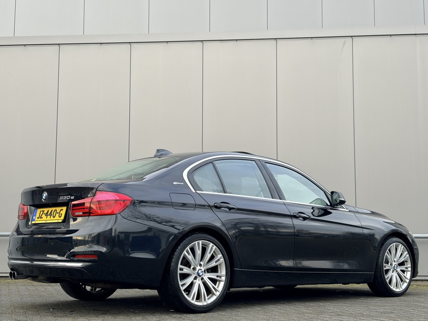 Foto van BMW 330e